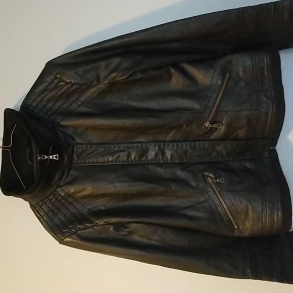 ❤ Danier Black Leather Moto Style Coat / Jacket ❤ - Picture 2 of 12